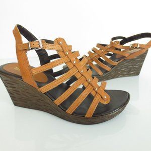 LUCA FERRI Collection Brown Leather Wedge Shoes